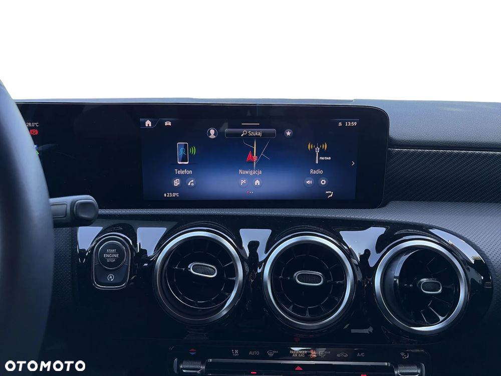 Mercedes-Benz Klasa A 250 4-Matic AMG Line 7G-DCT - 19