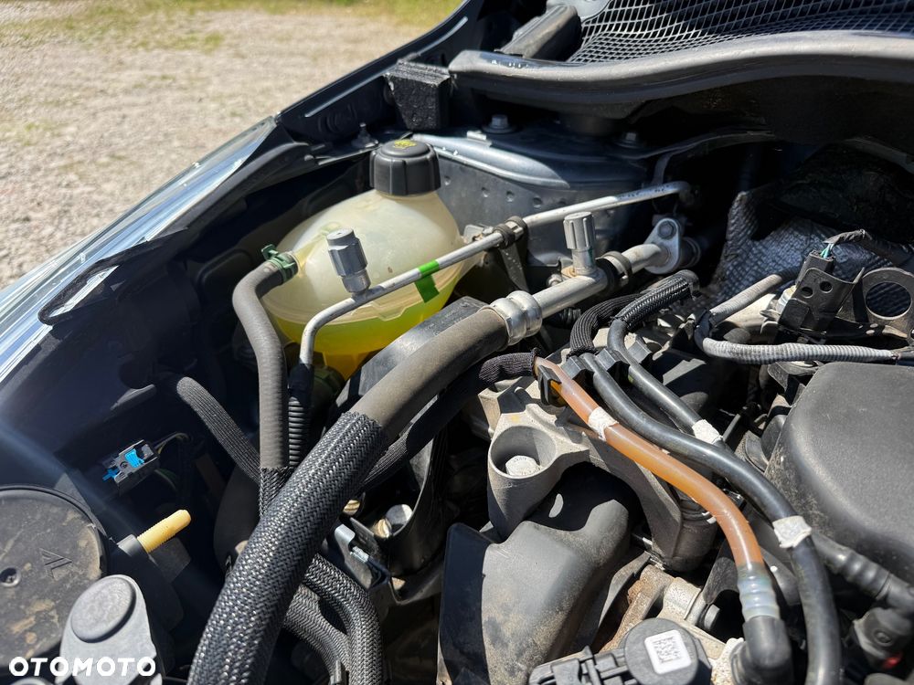 Renault Clio 1.5 dCi Energy Limited 2018 - 17