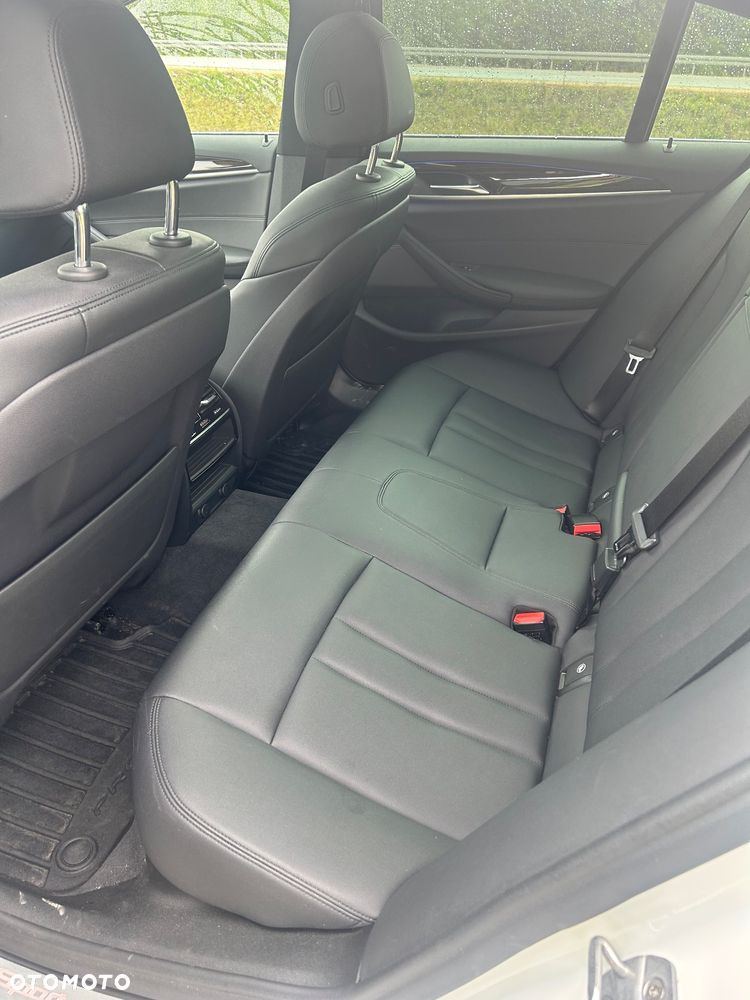 BMW Seria 5 530i xDrive Sport Line - 20