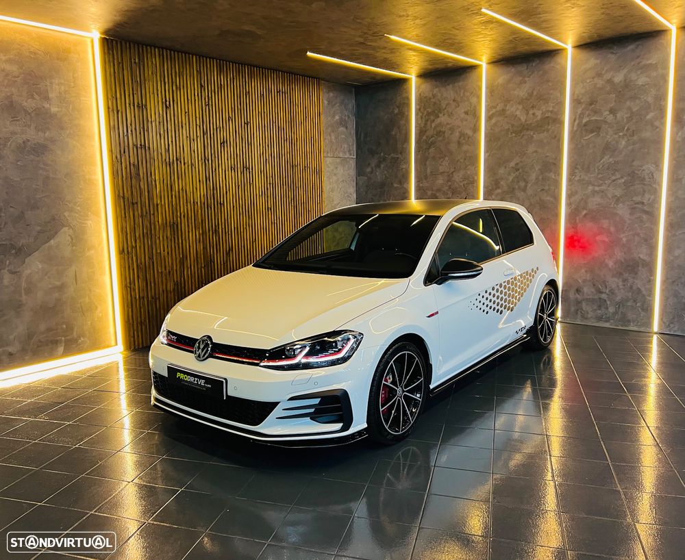 VW Golf GTI TCR 2.0 TSI OPF DSG - 1