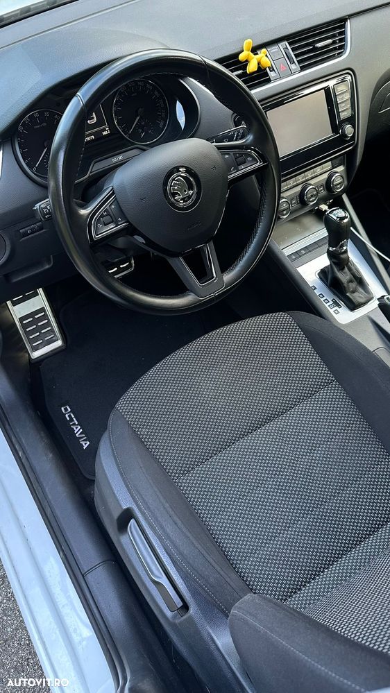 Skoda Octavia 1.6 TDI DSG Ambition - 2
