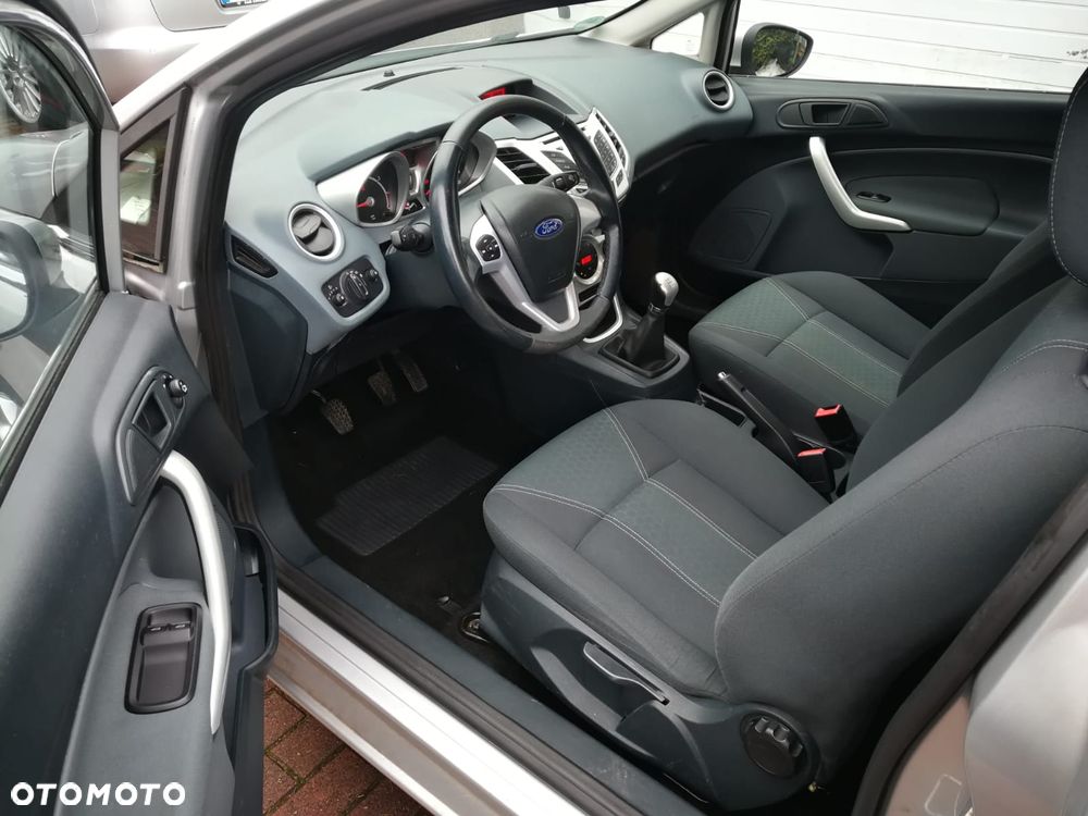 Ford Fiesta 1.25 Titanium - 14