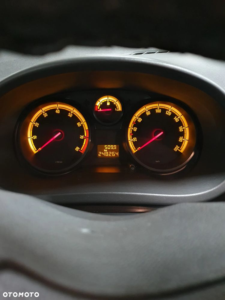 Opel Corsa 1.2 16V Enjoy - 16