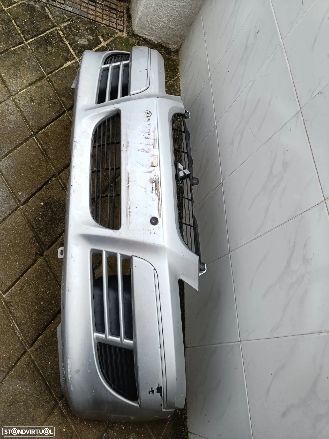 Para choques Mitsubishi space Star 2004 - 4