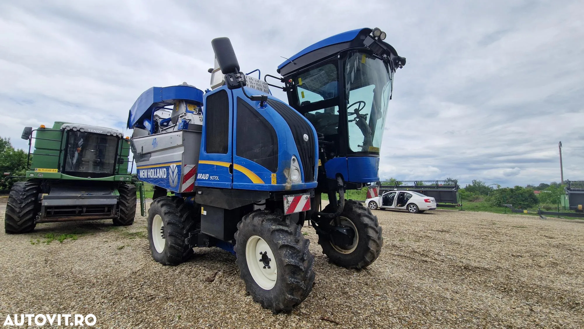 New Holland BRAUD 9070L COMBINA DE RECOLTAT STRUGURI - 2