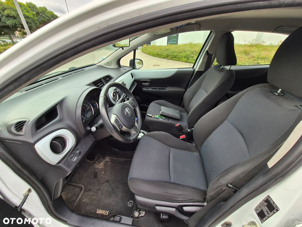 Toyota Yaris - 9