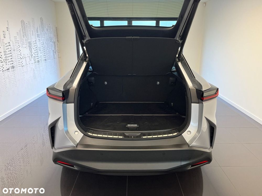 Lexus RZ 450e Prestige DIRECT4 - 8