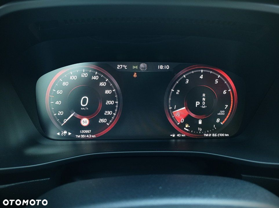 Volvo XC 40 - 23
