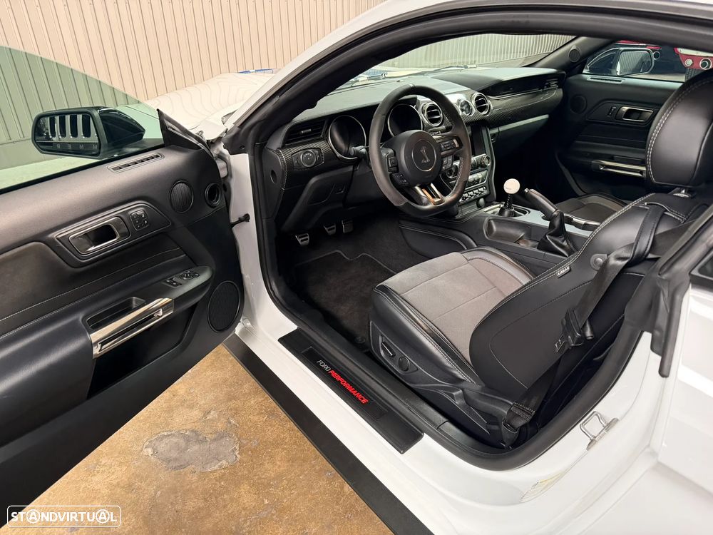 Ford Mustang Shelby GT350 5.2 V8 - 20