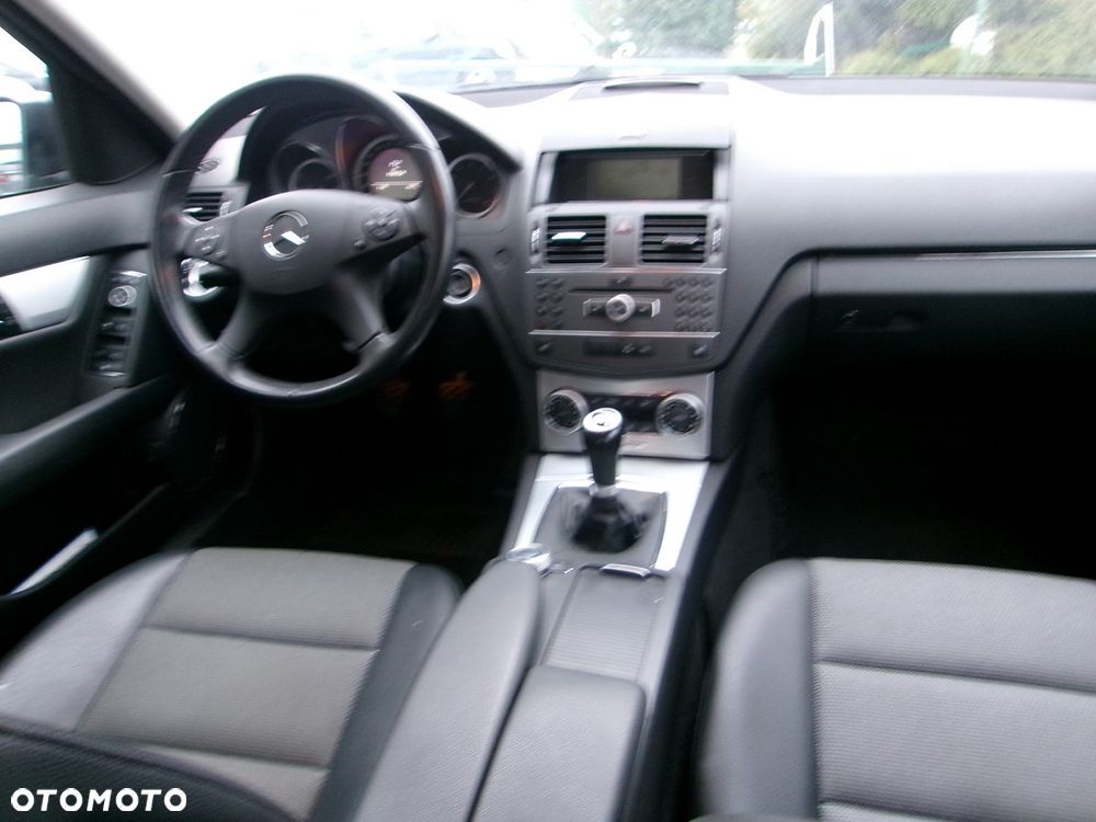 Mercedes-Benz Klasa C - 7