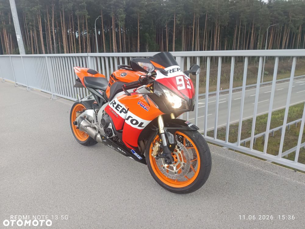 Honda CBR - 7