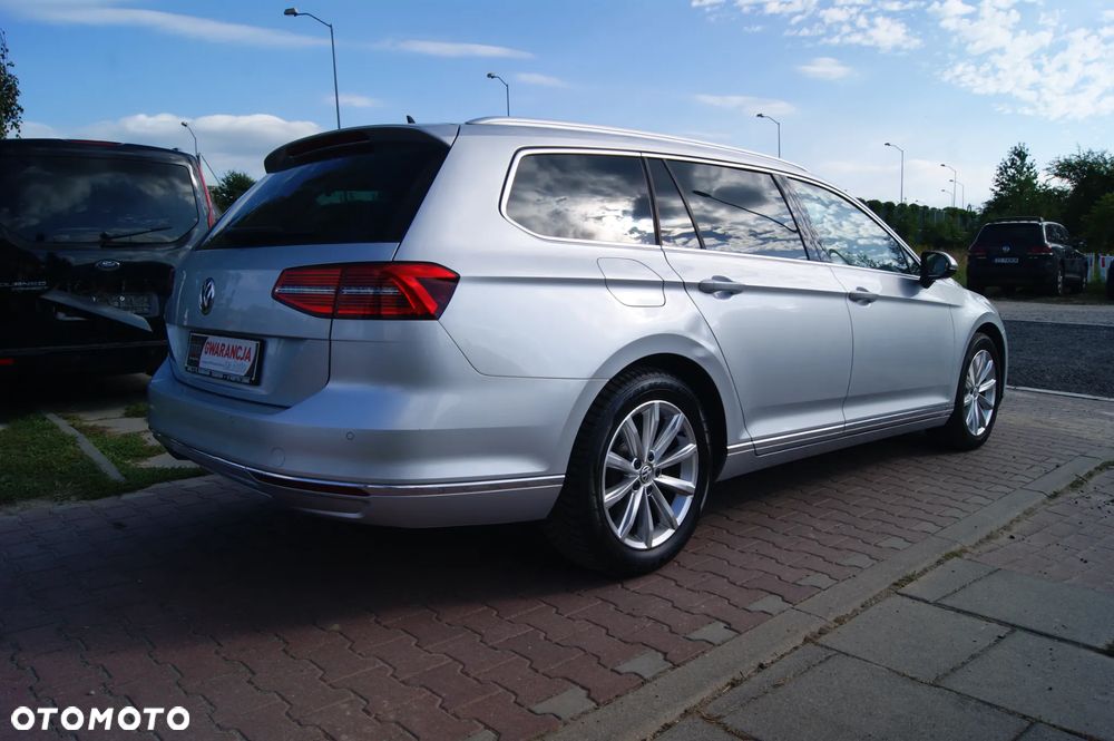 Volkswagen Passat 1.6 TDI SCR DSG Business - 10