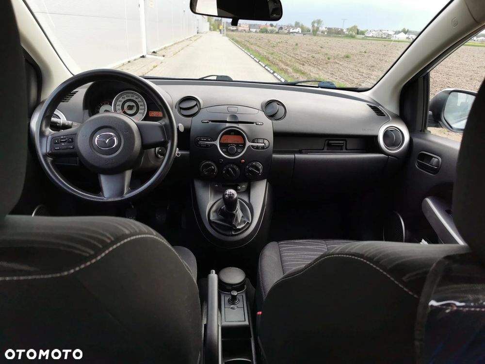 Mazda 2 - 14