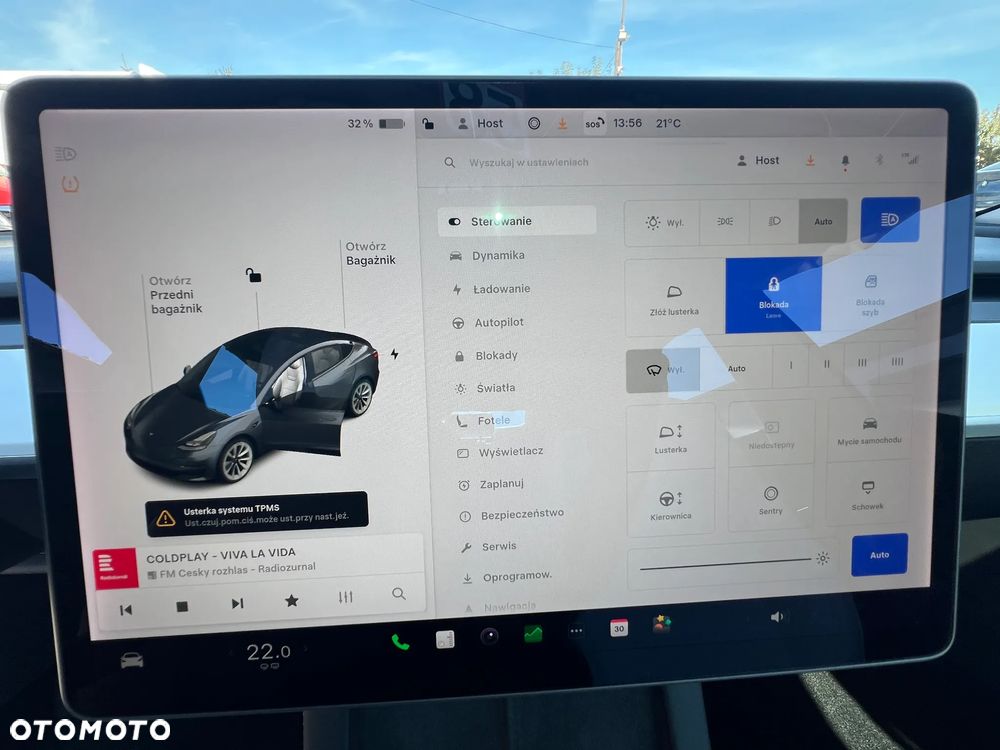 Tesla Model 3 - 32