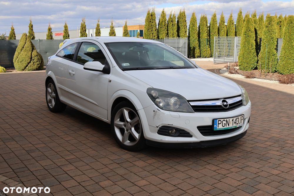 Opel Astra 2.0 T Cosmo - 1