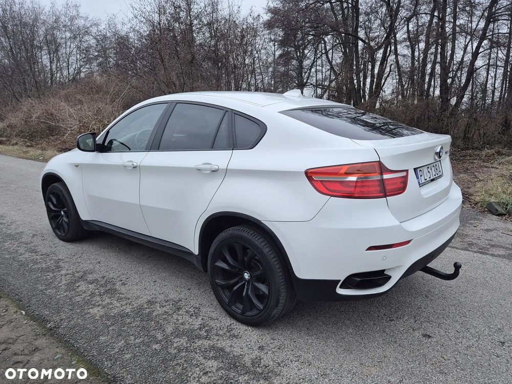 BMW X6M - 25