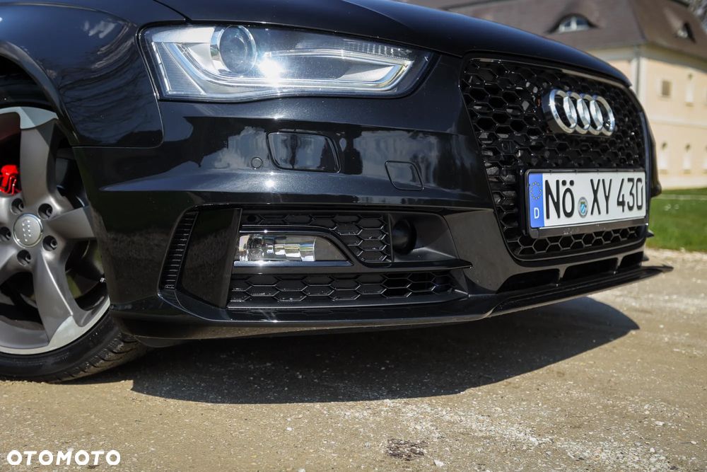 Audi A4 Avant 2.0 TDI DPF clean diesel quattro S tronic S line Sportpaket - 2