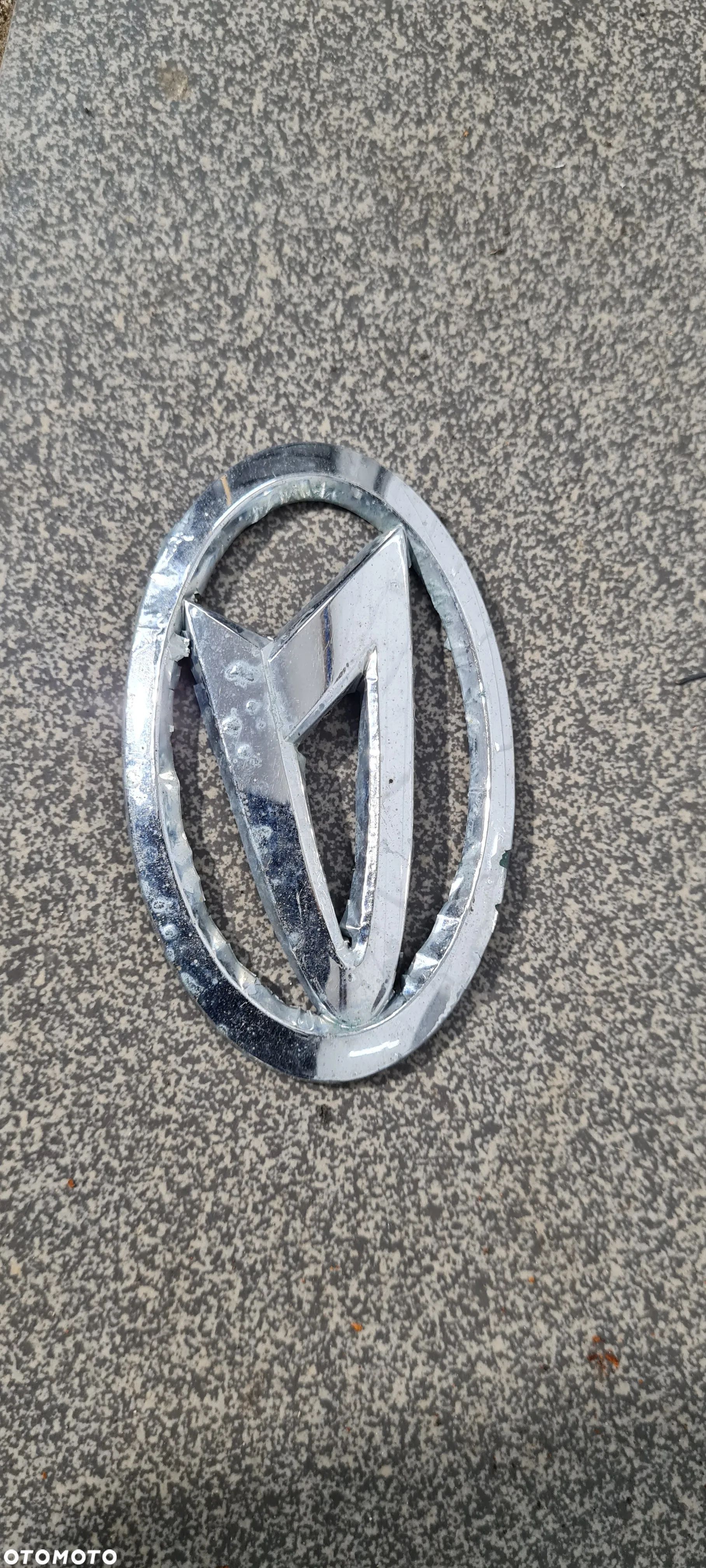 Daihatsu Terios II Emblemat Klapy Bagażnika - 1