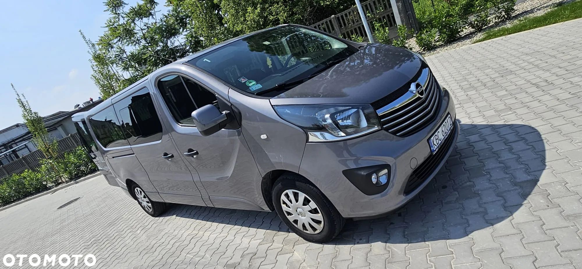 Opel Vivaro - 1