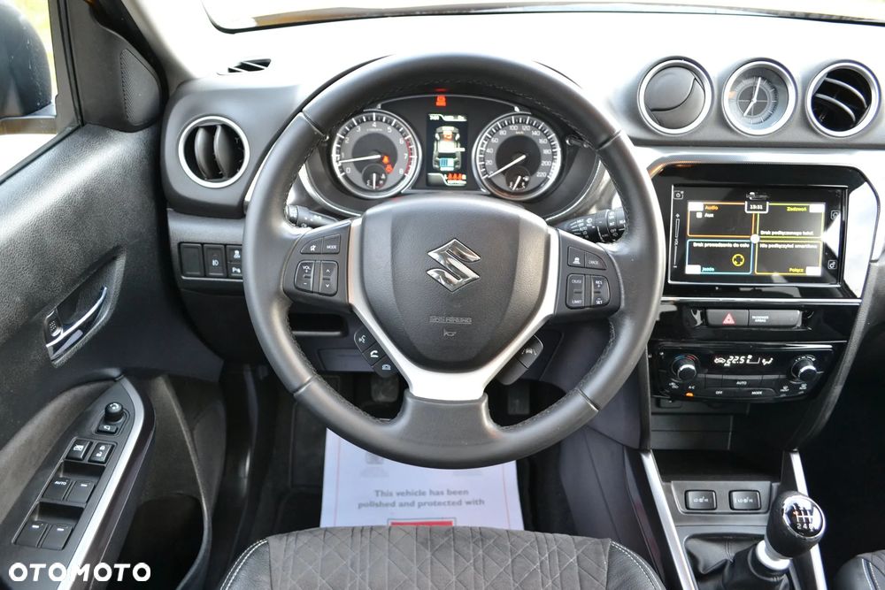 Suzuki Vitara 1.4 Boosterjet SHVS Premium 4WD - 37