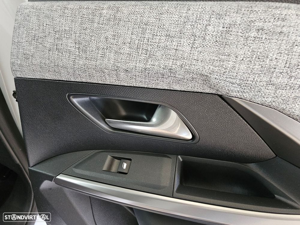 Peugeot 3008 1.2 Hybrid Allure e-DCS6 - 14