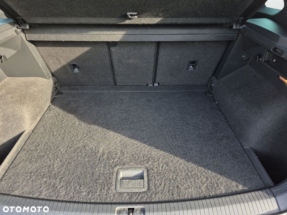Volkswagen Tiguan - 30
