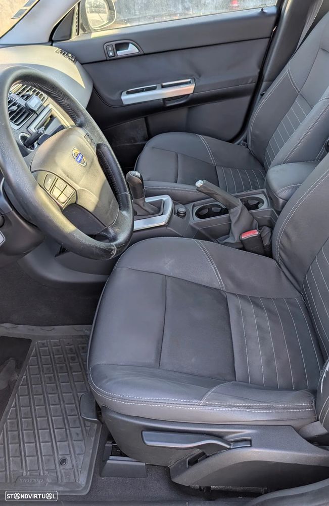 Volvo S40 1.6 D Nível 2 - 7
