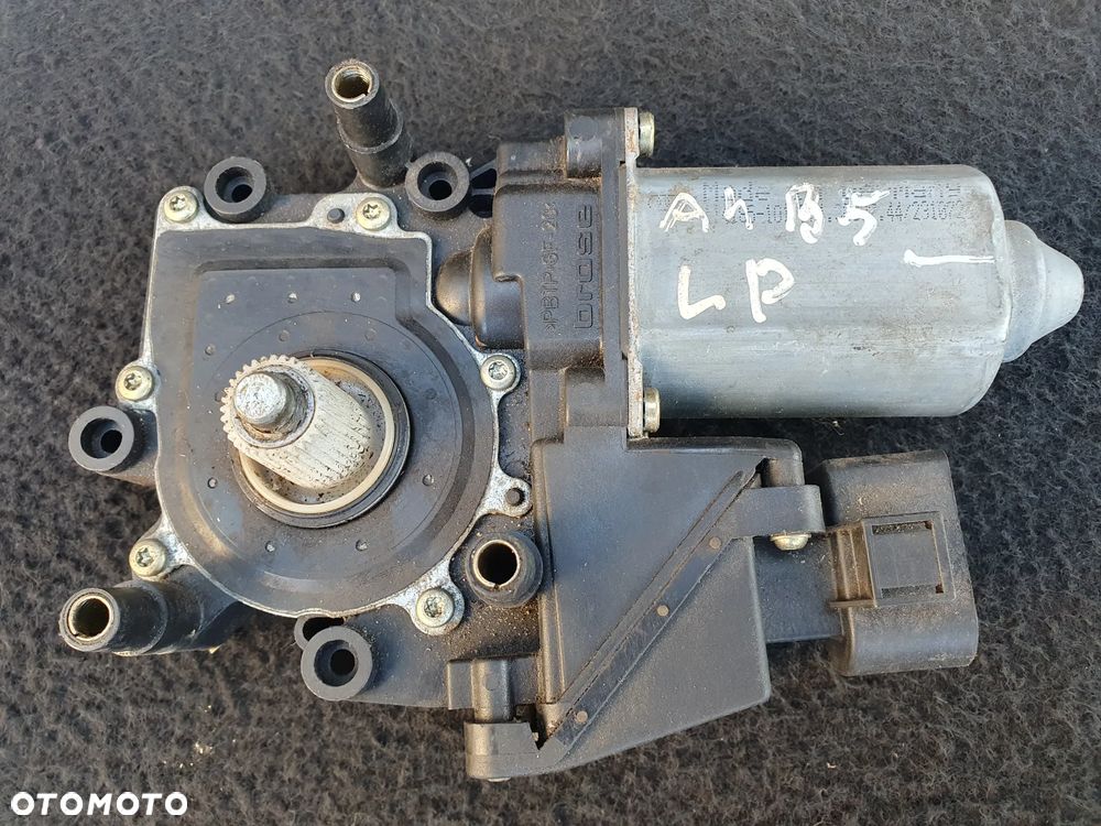 AUDI A4 B5 SILNICZEK PODNOSZENIA SZYBY LEWY PRZÓD 8D0959801D 113846-113 BROSE POSIADAM 2SZT - 4