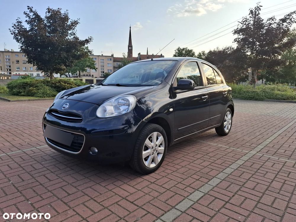 Nissan Micra 1.2 Bild der Frau - 1
