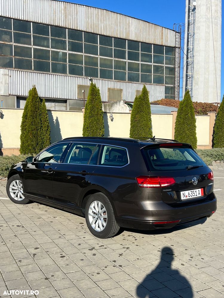 Volkswagen Passat Variant 2.0 TDI DSG Comfortline - 11