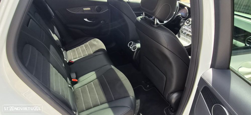 Mercedes-Benz GLC 300 e 4Matic - 30