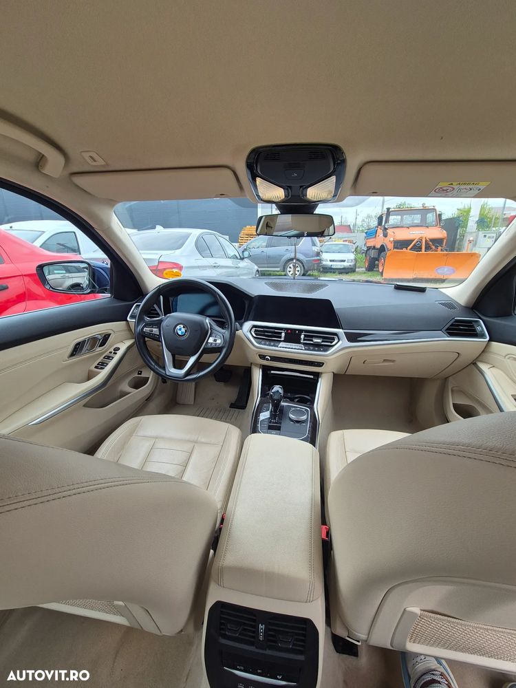 BMW Seria 3 330e Aut. - 8