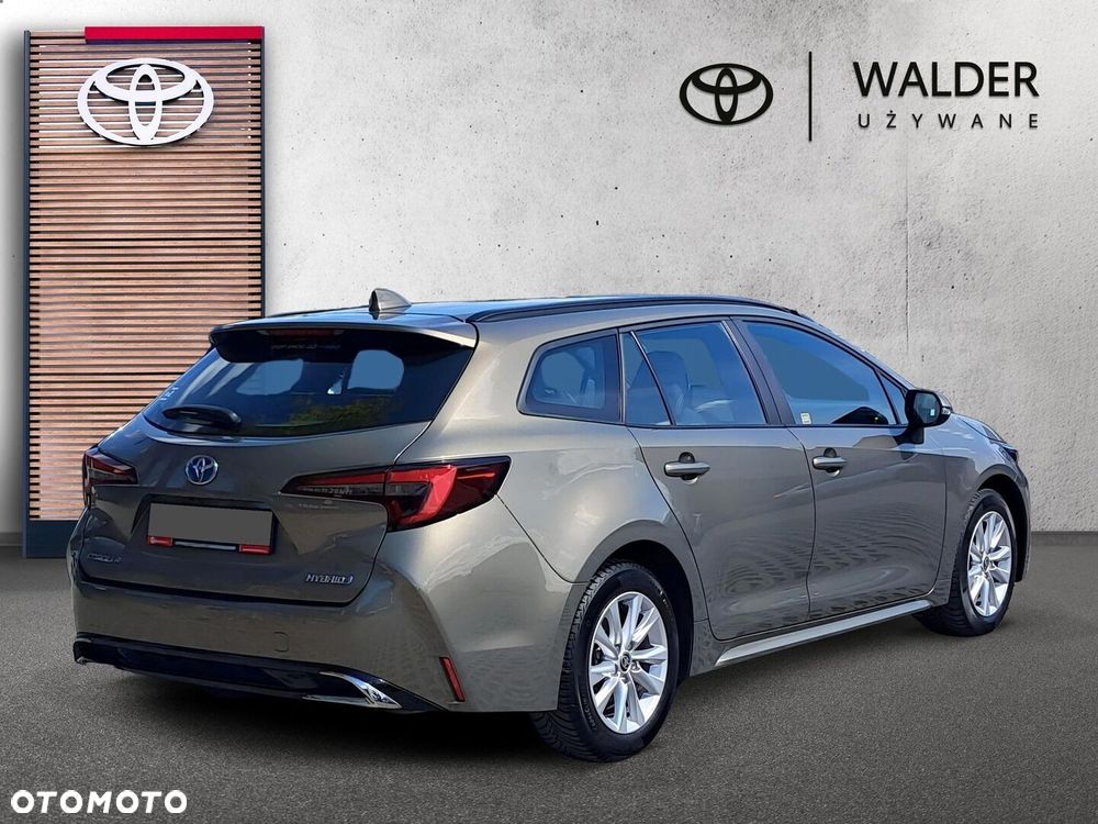 Toyota Corolla 1.8 Hybrid Comfort - 6