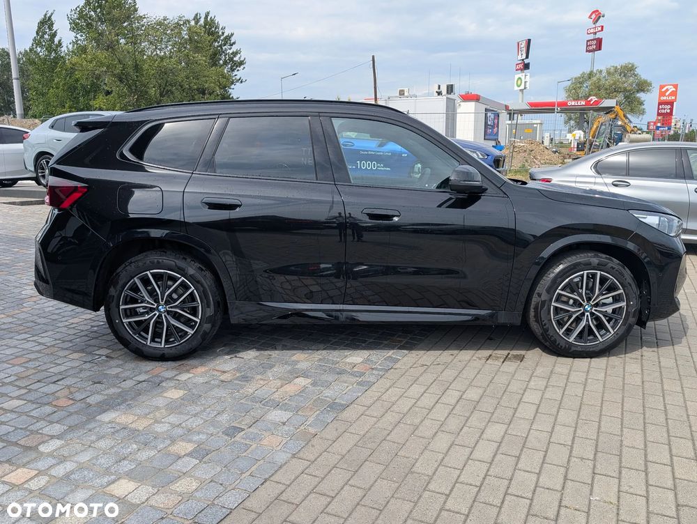 BMW X1 sDrive20i mHEV - 8