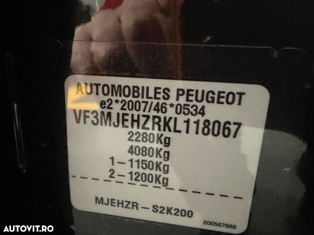 Peugeot 5008 BlueHDI 180 EAT6 GT - 26