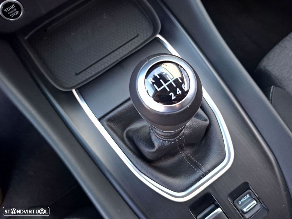 Nissan Qashqai 1.3 DIG-T N-Connecta LED - 7