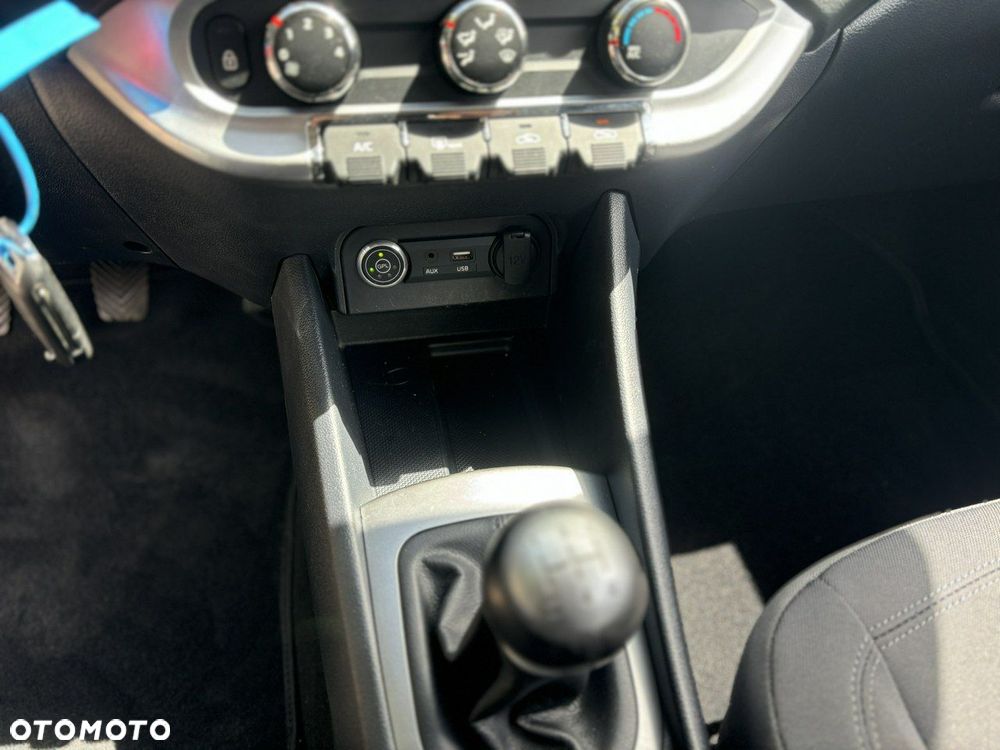Kia Rio - 15