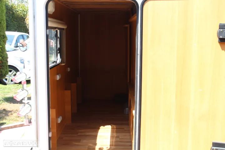 Ford Transit CHAUSSON FLASH S3 - 15