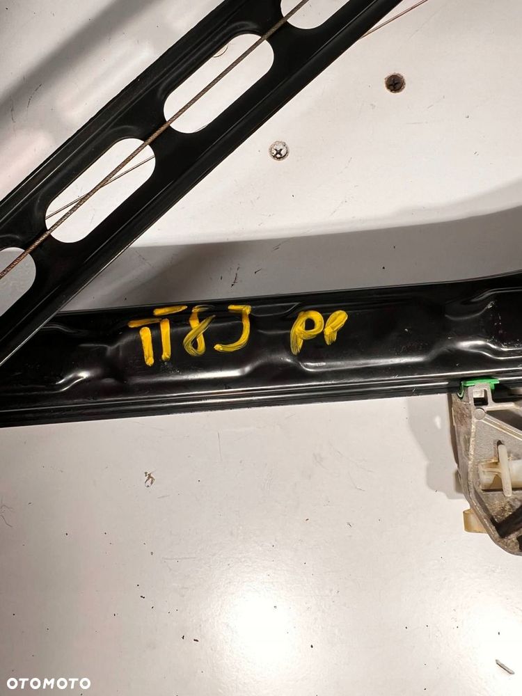 8J0 837 462 D Podnośnik szyby drzwi Audi TT TTS Mk2 2008 Prawa PRAWY - 5