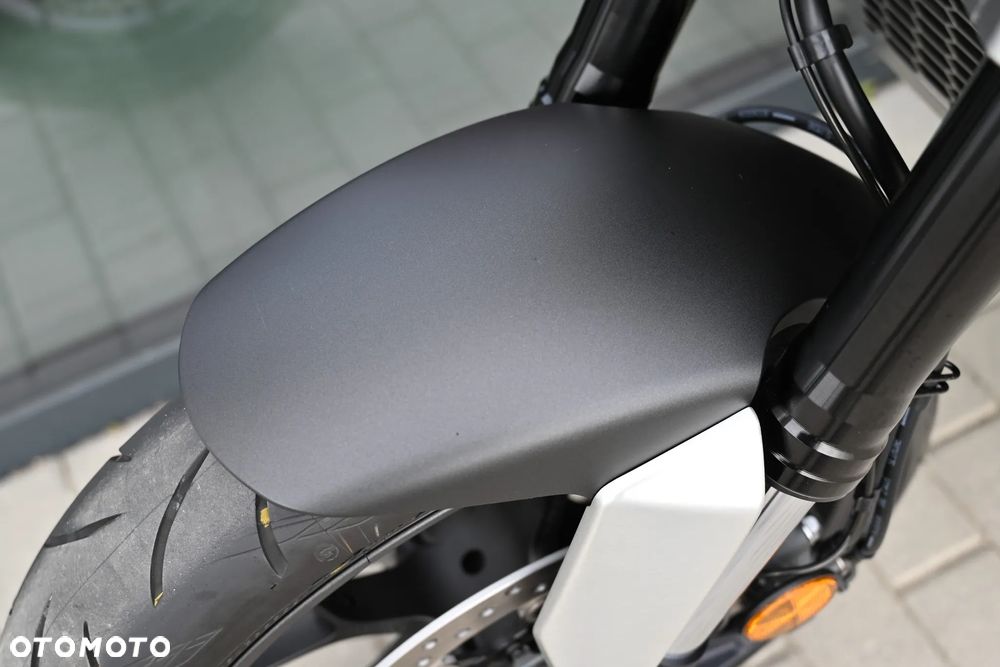 Honda CB - 18