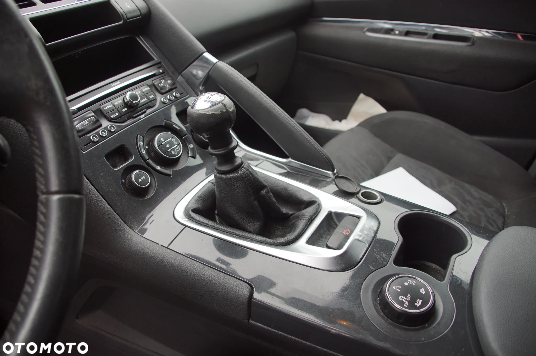 Auto na części - Peugeot 3008 1 I 1.6 HDI 112 KM 9HR DV6C CP17X71 KTV 2011R Drzwi Lusterko Szyba Lampa Zderzak Błotnik Skrzynia Silnik Sterownik Licznik Deska Kokpit - 17