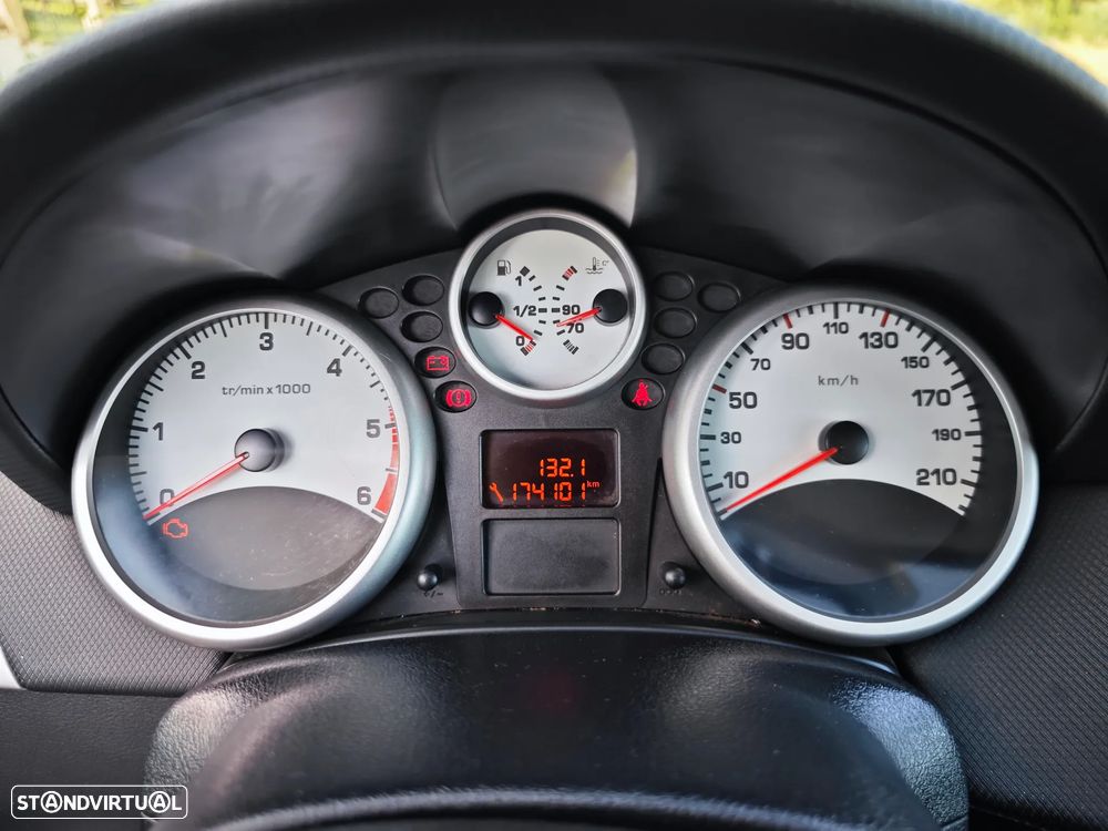 Peugeot 207 1.4 HDI XA - 10