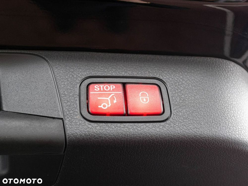 Mercedes-Benz GLB 200 d 4-Matic 8G-DCT - 30