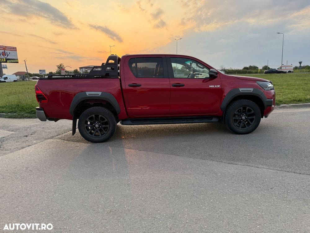 Toyota Hilux 2.8D 204CP 4x4 Double Cab AT Invincible - 5