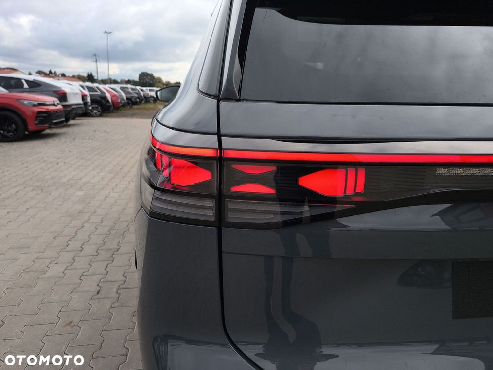 Volkswagen Tayron 2.0 TSI 4Mot R-Line Plus DSG - 12