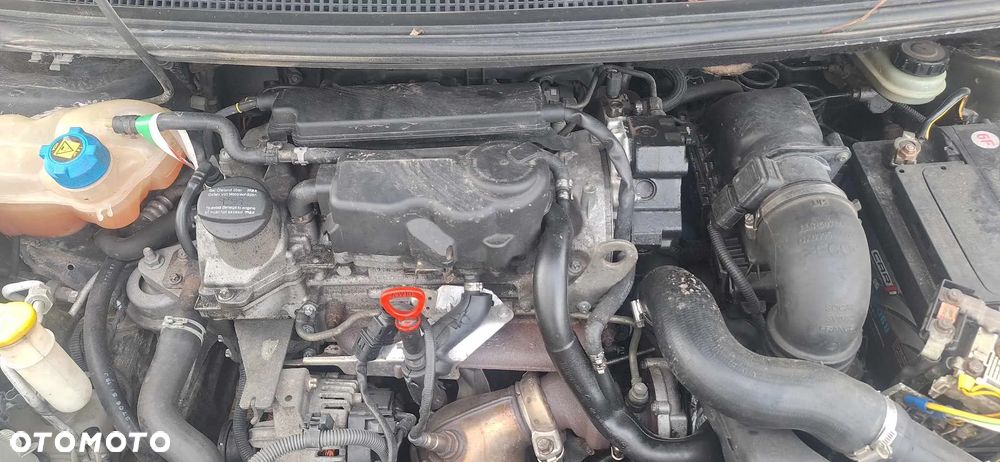 Mitsubishi Colt VI 1,5 DiD 95km pompa wtryskowa - 1