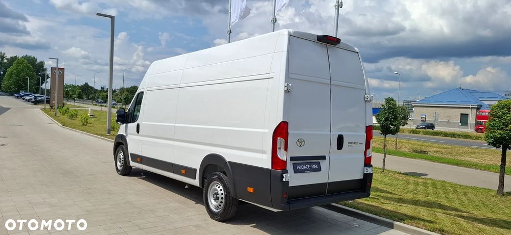Toyota Proace MAX - 4