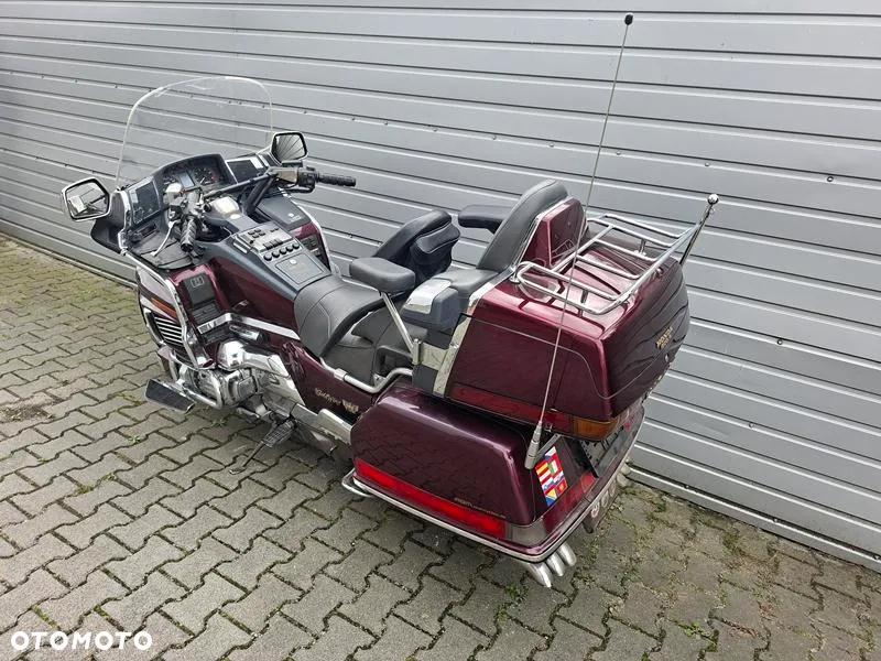 Honda GL - 12