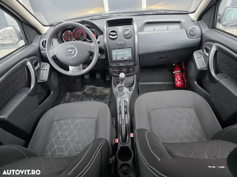 Dacia Duster dCi 110 FAP 4x2 Laureate - 8