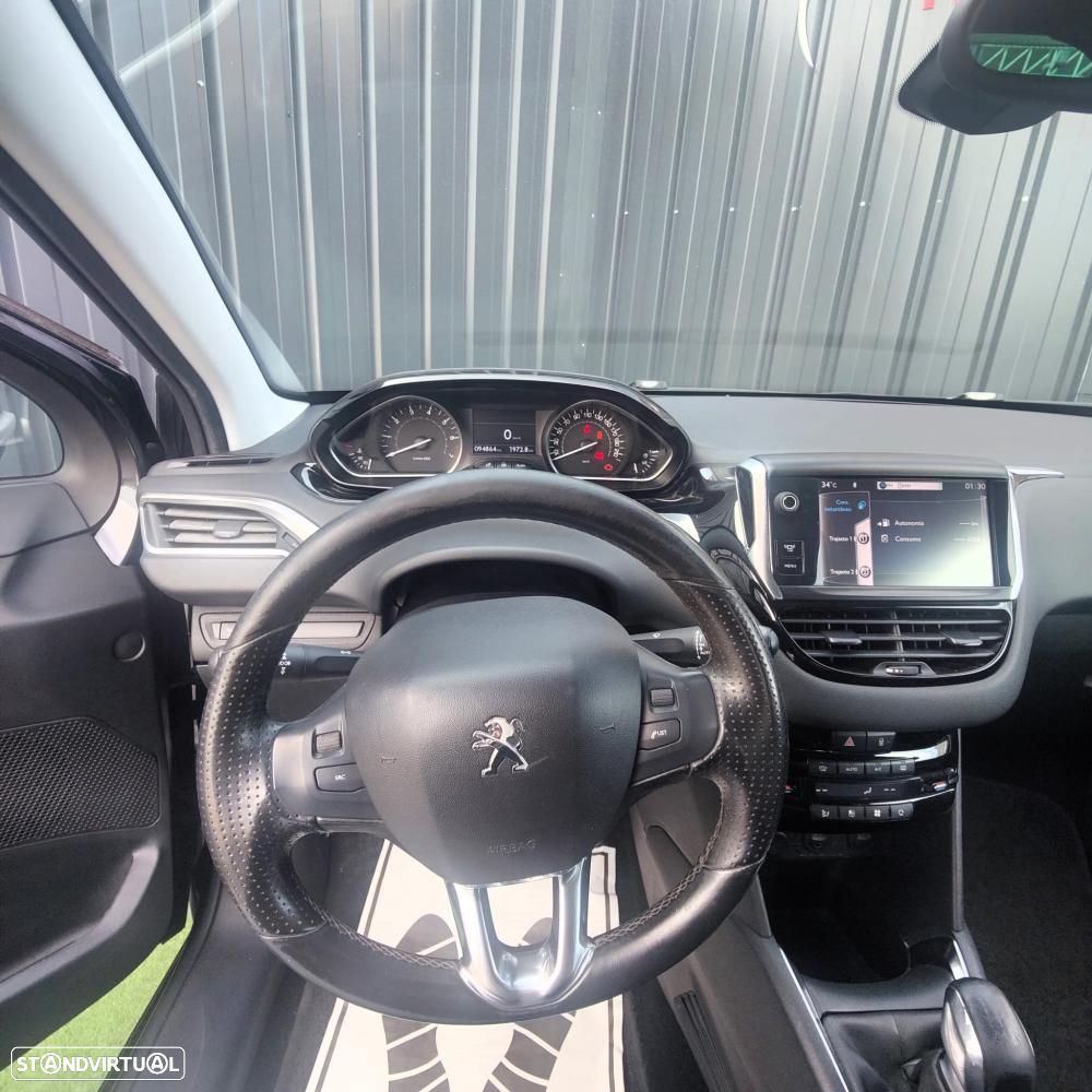 Peugeot 208 1.4 VTi Allure - 12